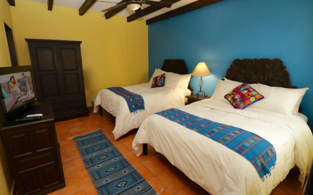 Casa Mia Suites