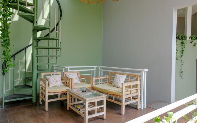 SPOT ON 1712 Griya Shanta Residence