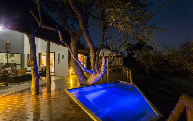 Naledi Bushlodge