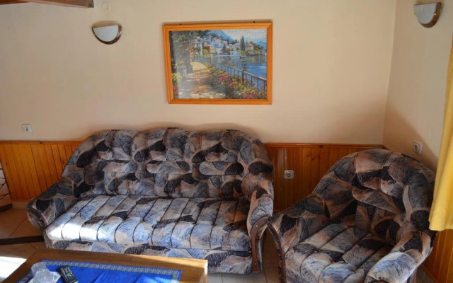 Zlatniyat Telets Guest Rooms