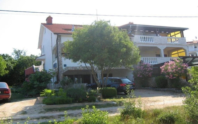 Apartments Srkoc