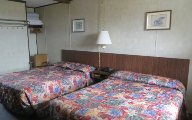 Adams Golden Acres Motel