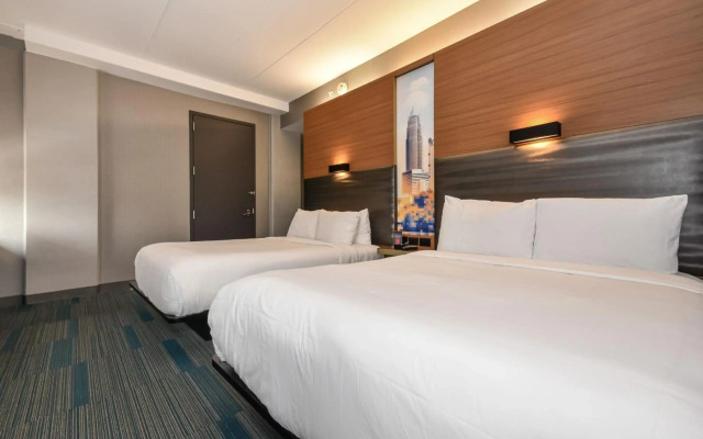 Aloft Charlotte City Center