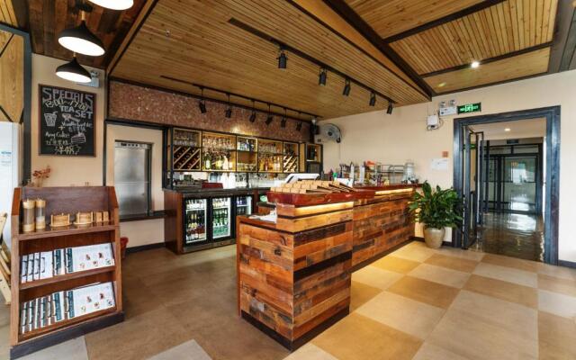 The Bamboo Leaf Yangshuo