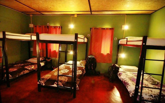 Baan Chalok Hostel