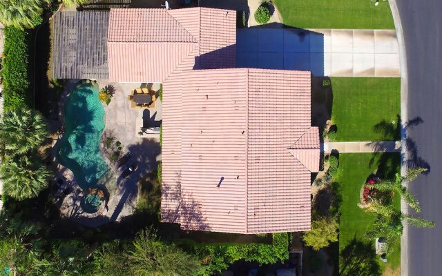 Apple Court - Four Bedroom Home