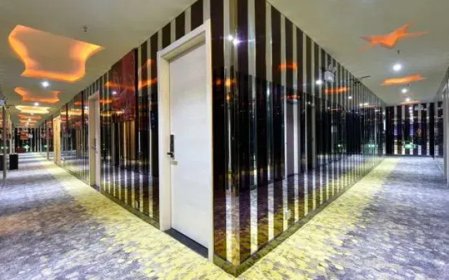 Shanghai Hua Yu The Tophams Hotel