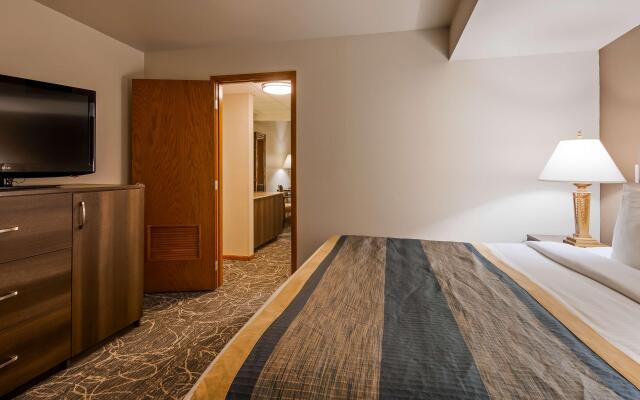 Best Western West Towne Suites