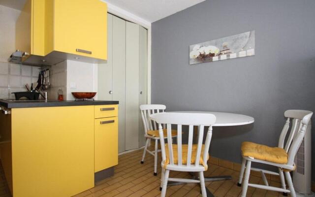 Appartement Balaruc-les-Bains, 1 pièce, 2 personnes - FR-1-553-100