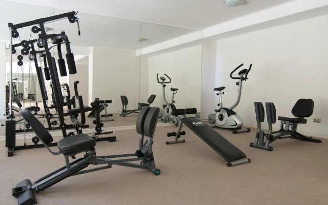 Park Suite Huerfanos