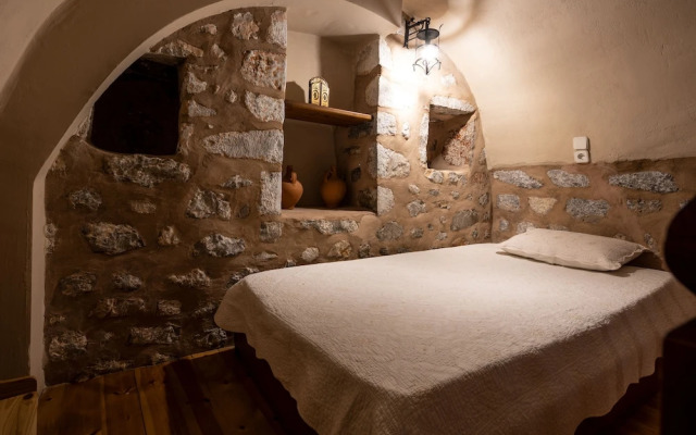 Arapakis Historic Castle