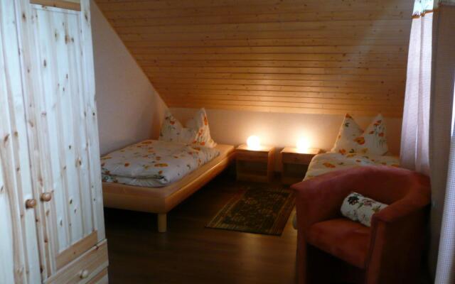 Natur-blockhaus in Waltershausen