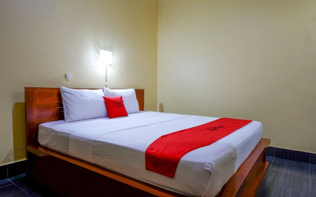 Reddoorz Plus Near Pantai Melase Lombok