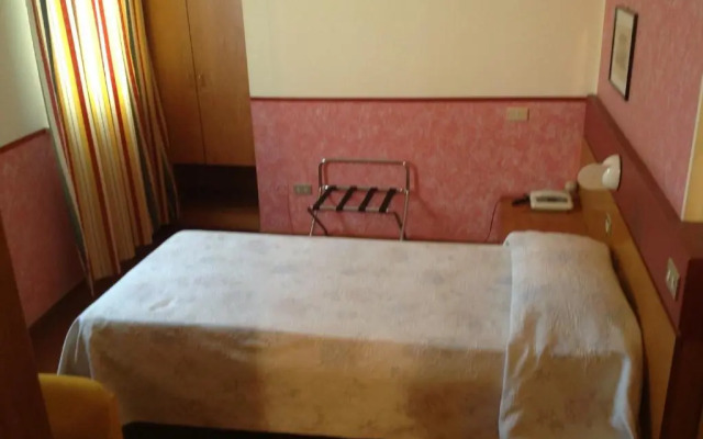 Hotel Roma