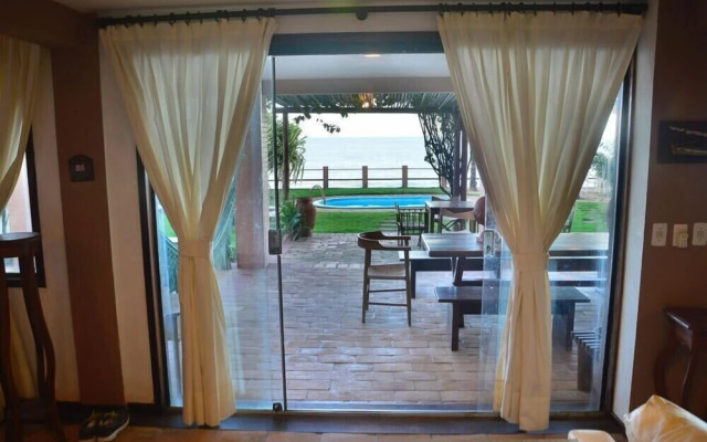 Casa de luxo na beira mar Porto Mirim