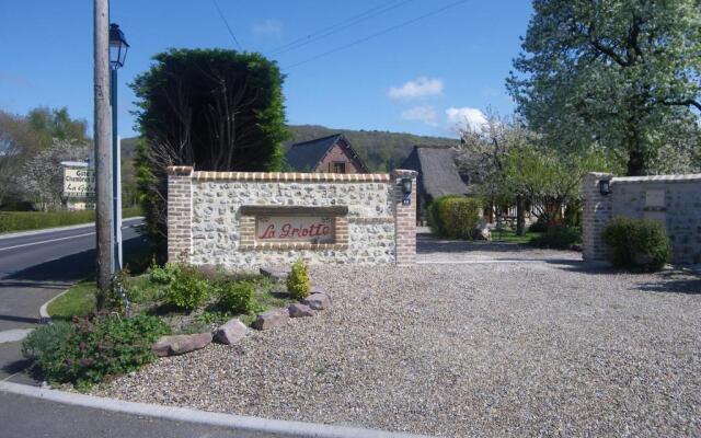 LA GRIOTTE 2 & Spa&Piscine