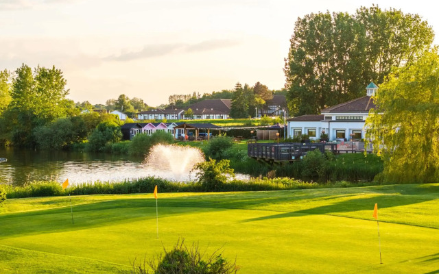 The Waterfront Hotel Spa & Golf