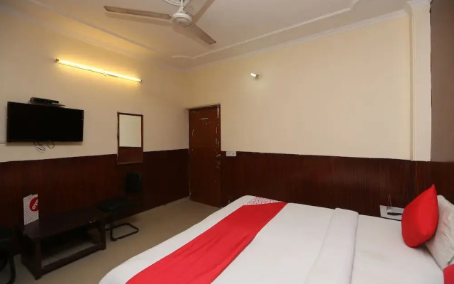 Oyo 19452 Hotel Swift Inn