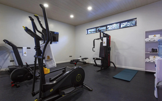 Saggys Suites Hotel & Spa