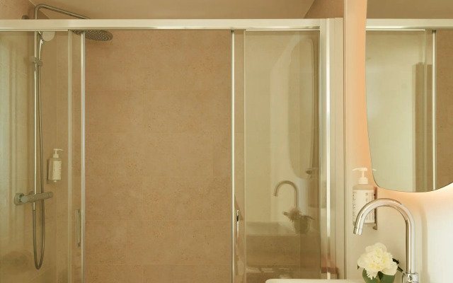 OKKO Hotels Paris Rosa Parks