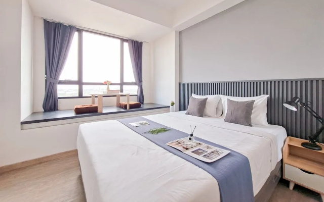 Stylish Studio Apartment At Collins Boulevard – Guest Rooms – Tangerang