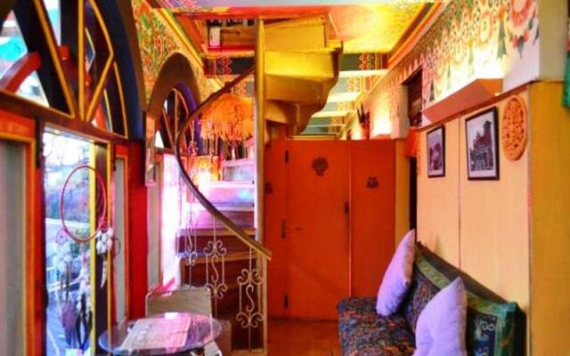 Domas Inn