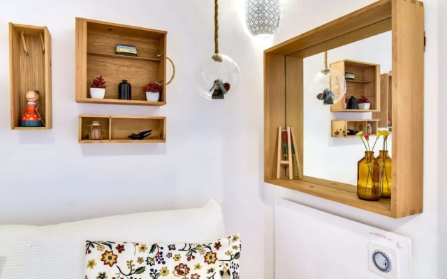Comfortable Studio in Trendy Bica Neighbourhood