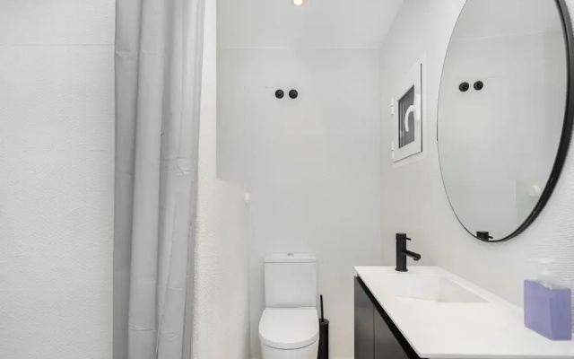 Modern Alfama Explore Lisbon W/ Comfort & Style