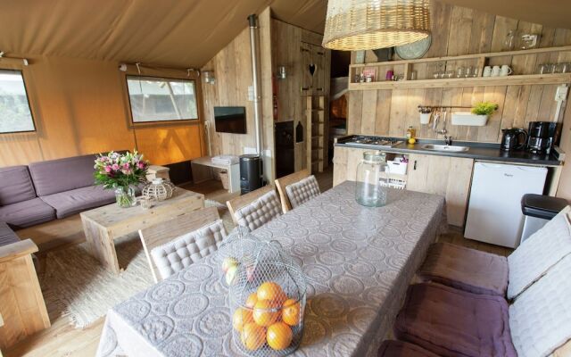 Luxurious, Cozy Safari Tent With Woodstove, Close to the sea