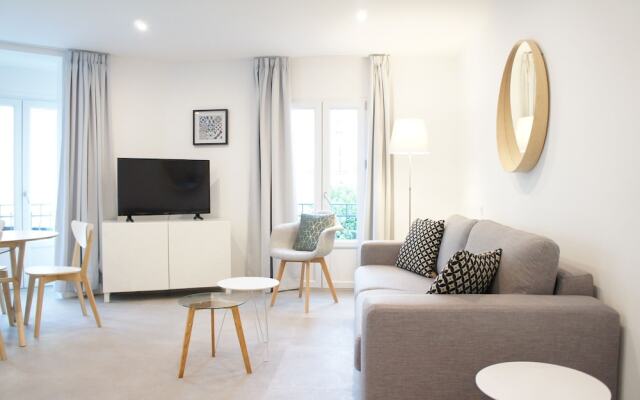 Republique 101 Apartment