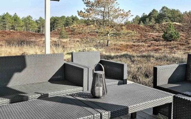 Scenic Holiday Home in Rømø with Hot Tub & Sauna