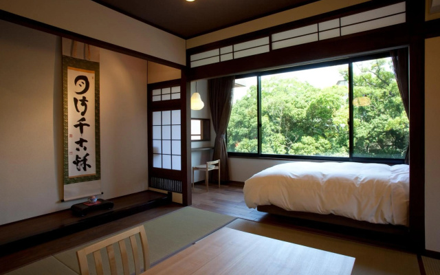 Ryokan Oomuraya