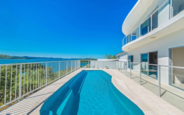 Panoramic Island Views