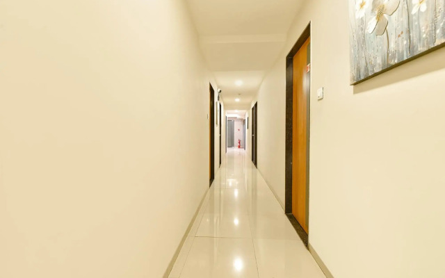 Flagship 76949 Hotel Happinex