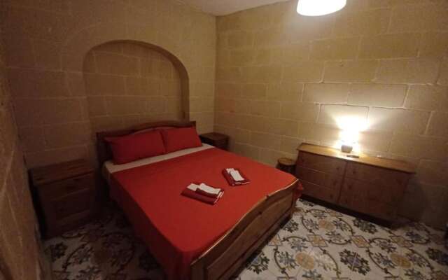 Peace Heaven Farmhouse Zebbug Gozo, With Pool