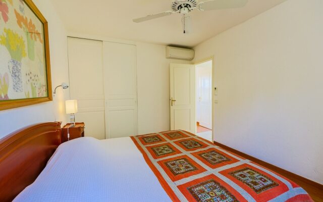 Villa Pibonson VI4194 by Riviera Holiday