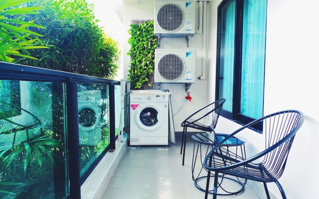 Safari 39sqm 1br Apartment Pool Walk to Naiyang Beach