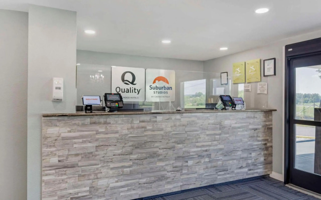 Suburban Studios Verona - Staunton North