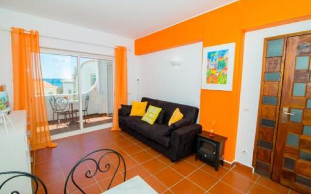 Pé na Praia by OCvillas