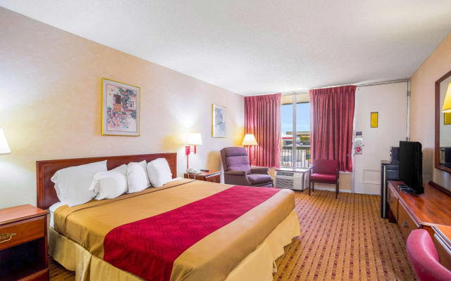 Econo Lodge Cave City
