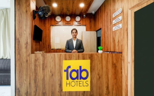 Fabhotel Pnr Continental