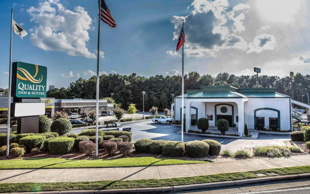 Quality Inn & Suites Stockbridge Atlanta South I-75