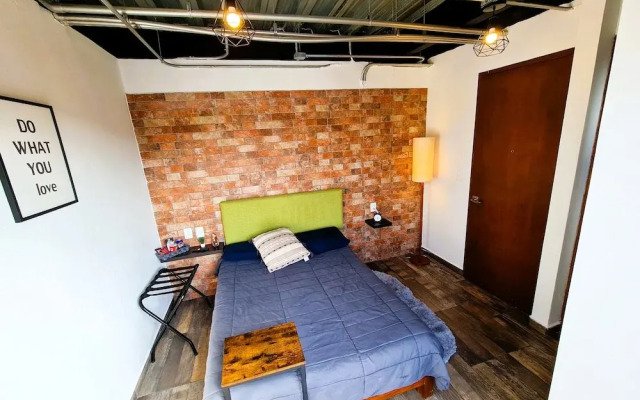 R07 Habitación Equipada STV WIFI Parking