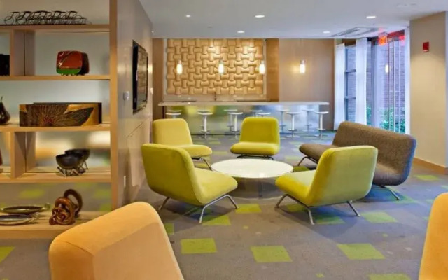 Global Luxury Suites at Kendall Square