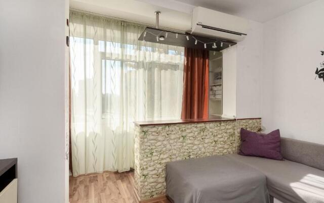Stone Gate Apartment #2