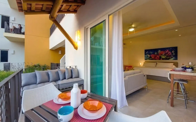 Romantic Zone V177 Studio