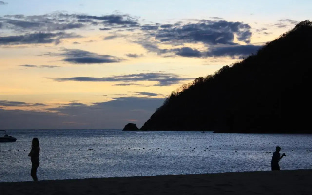 Unit 507 Pico De Loro