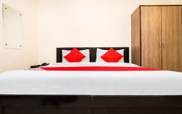 Charanpahari Hotel by OYO Rooms