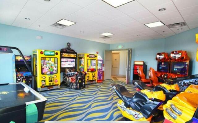 Amazing Champions Gate 7 bedrooms/6 bathrooms!