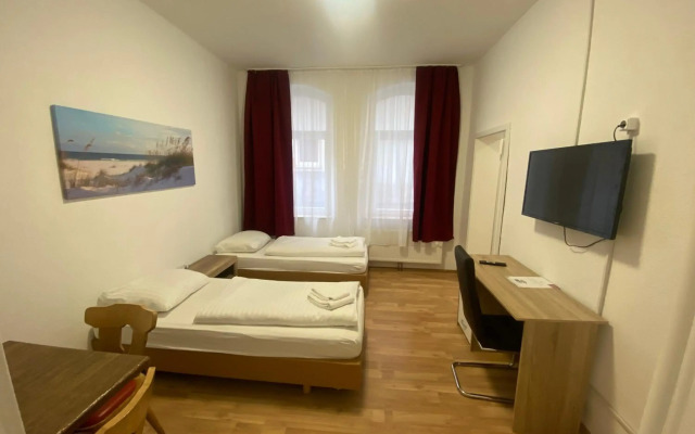 Othman Appartements Pfarrstraße 54, EG, R